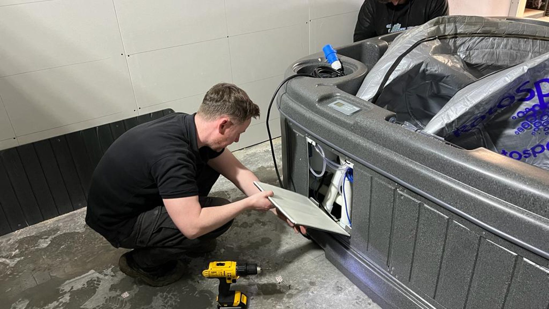 Hot Tub Servicing and Maintenance